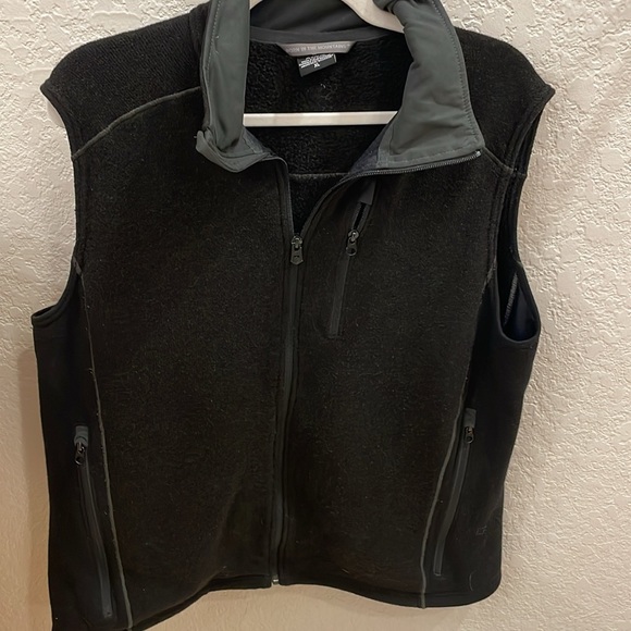 Men's Kuhl Fleece Vest, Size XL, Color Black - Picture 3 of 14